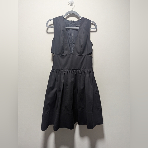 Banana Republic "Anisa" Black Sleeveless Dress - Picture 5 of 8